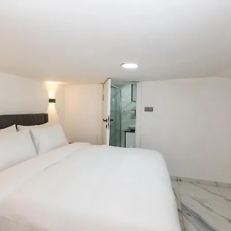 Boutique 360 *